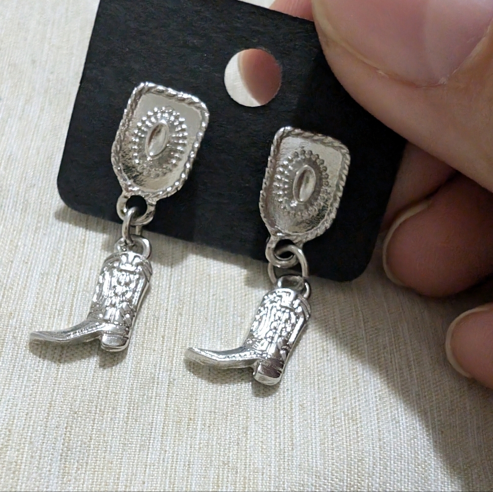 Vintage Silver Boot Charm Earrings - Picture 3 of 5
